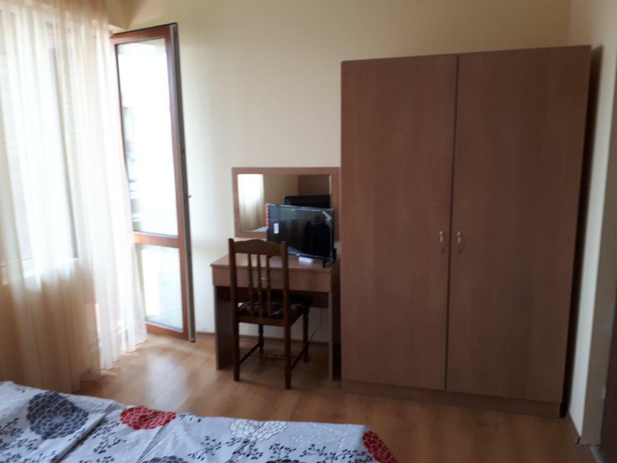Виламимоза;Созополбуджака Hotel Kültér fotó