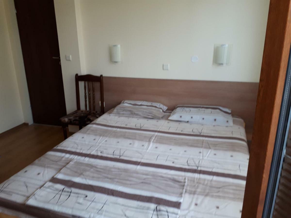 Виламимоза;Созополбуджака Hotel Kültér fotó