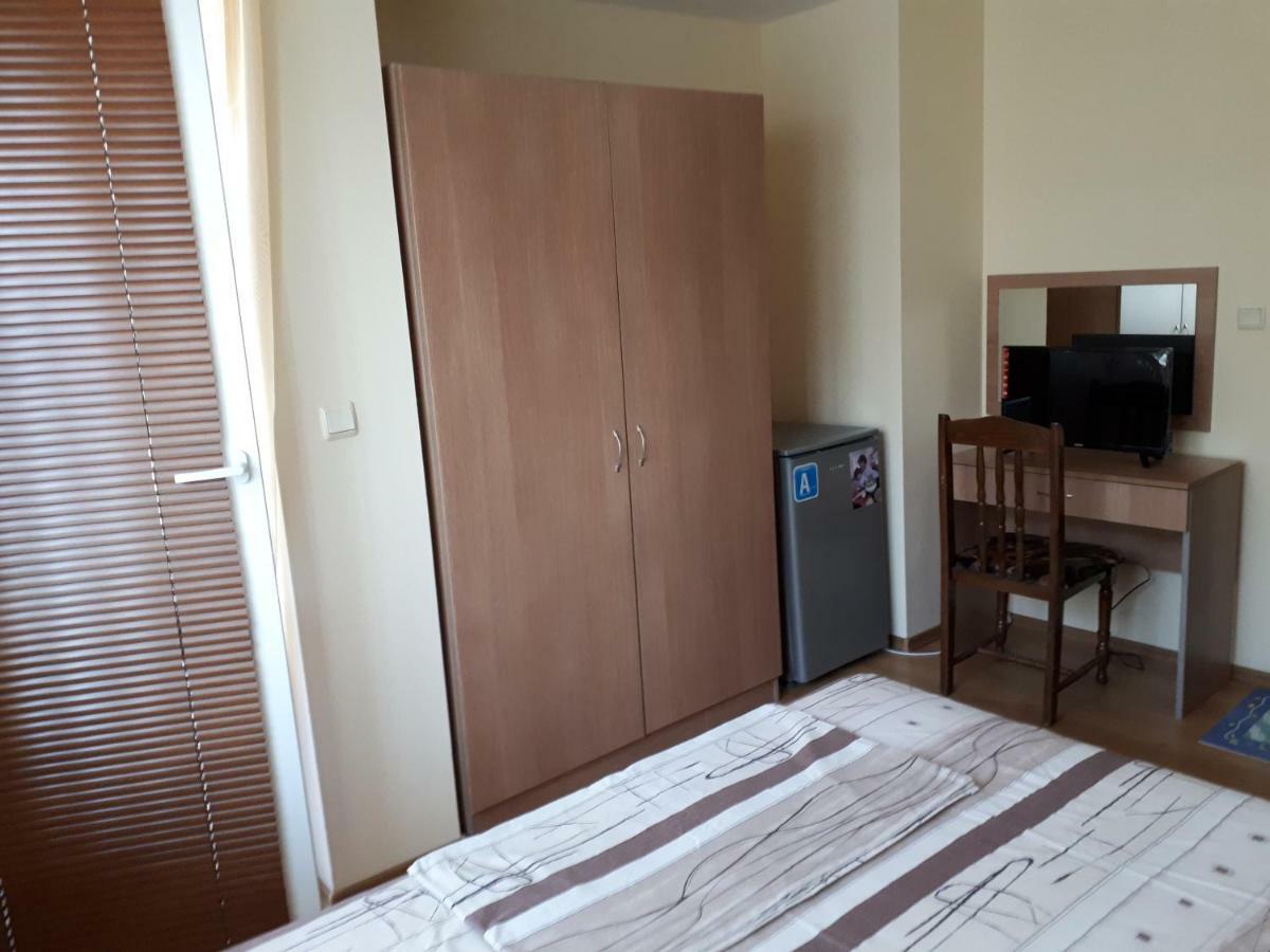 Виламимоза;Созополбуджака Hotel Kültér fotó